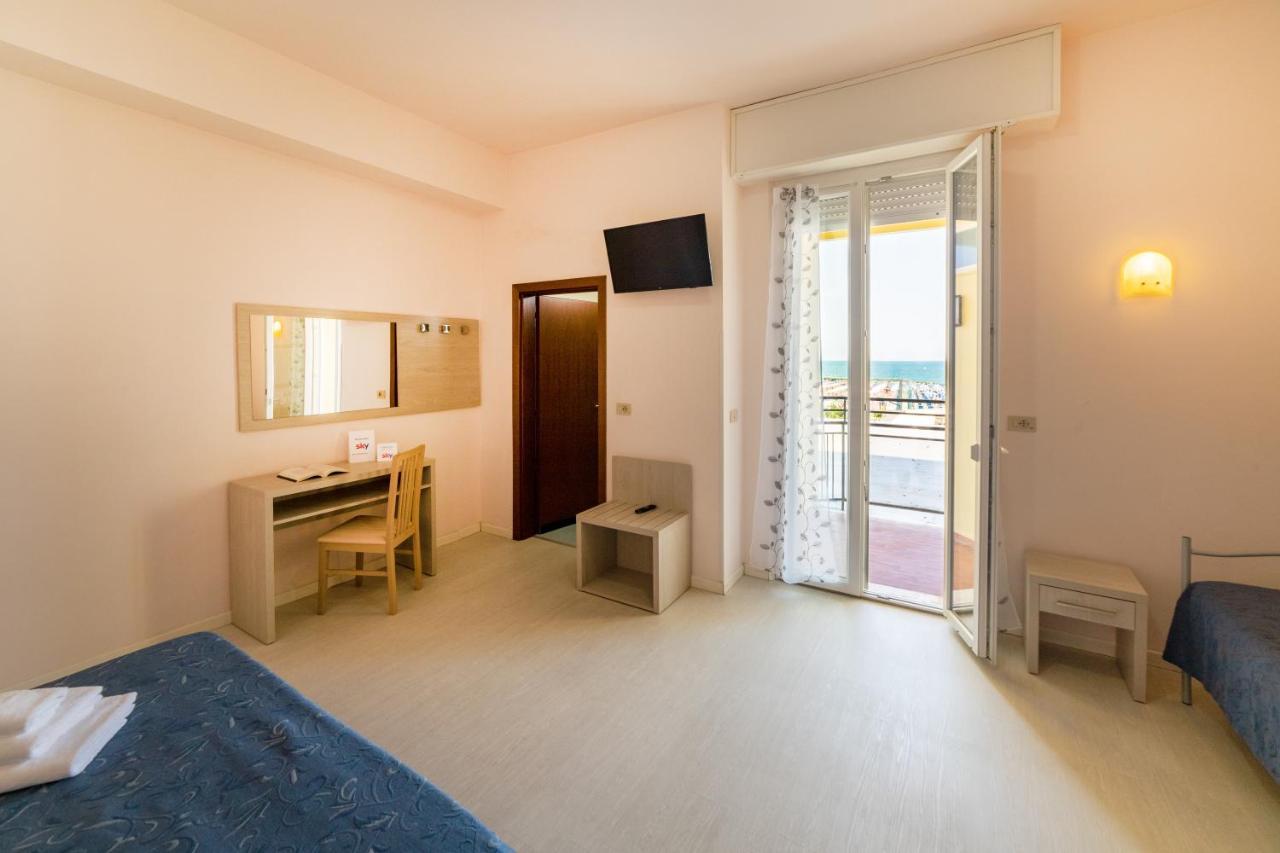קאטוליקה Hotel Royal מראה חיצוני תמונה