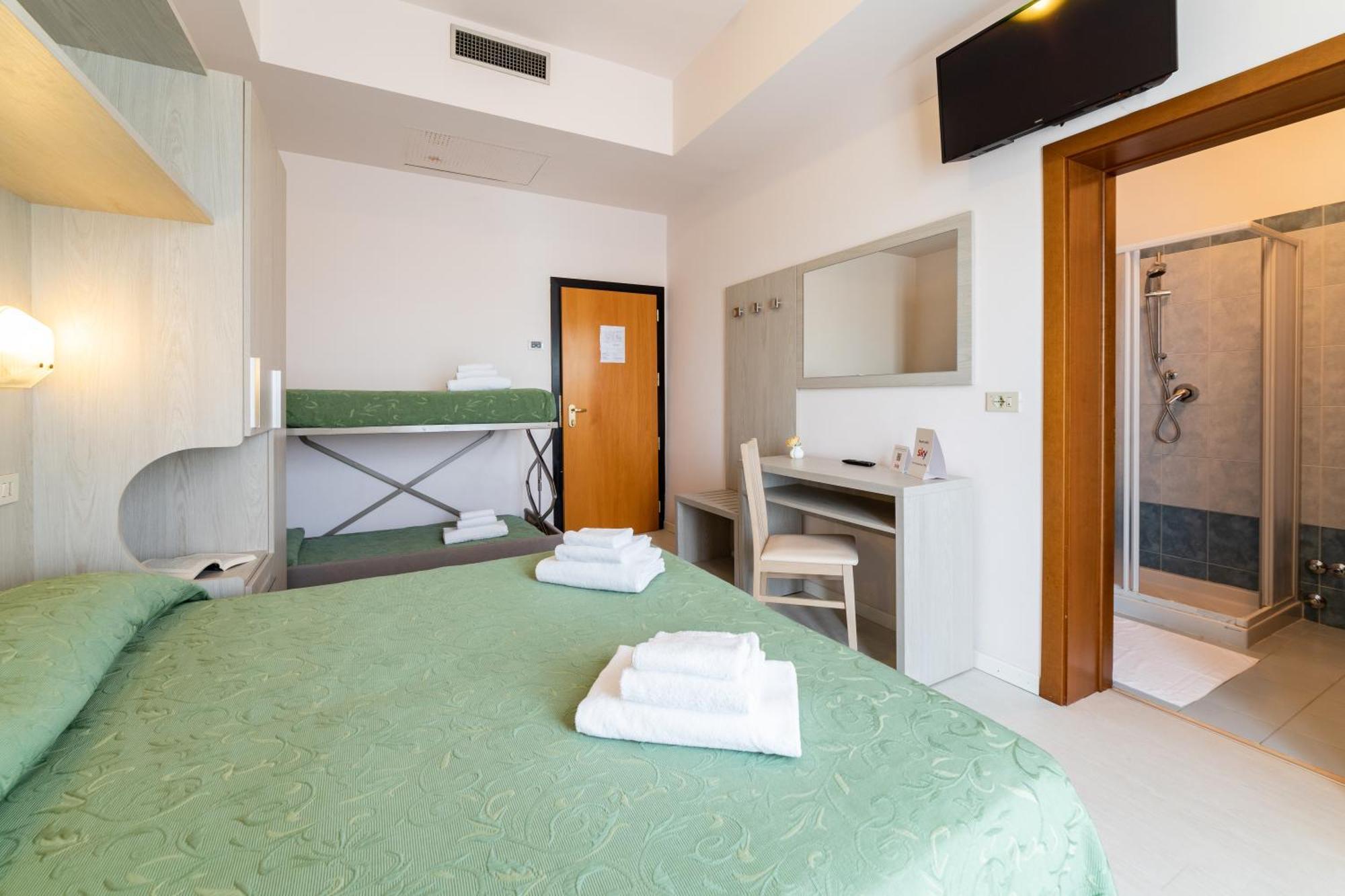 קאטוליקה Hotel Royal מראה חיצוני תמונה