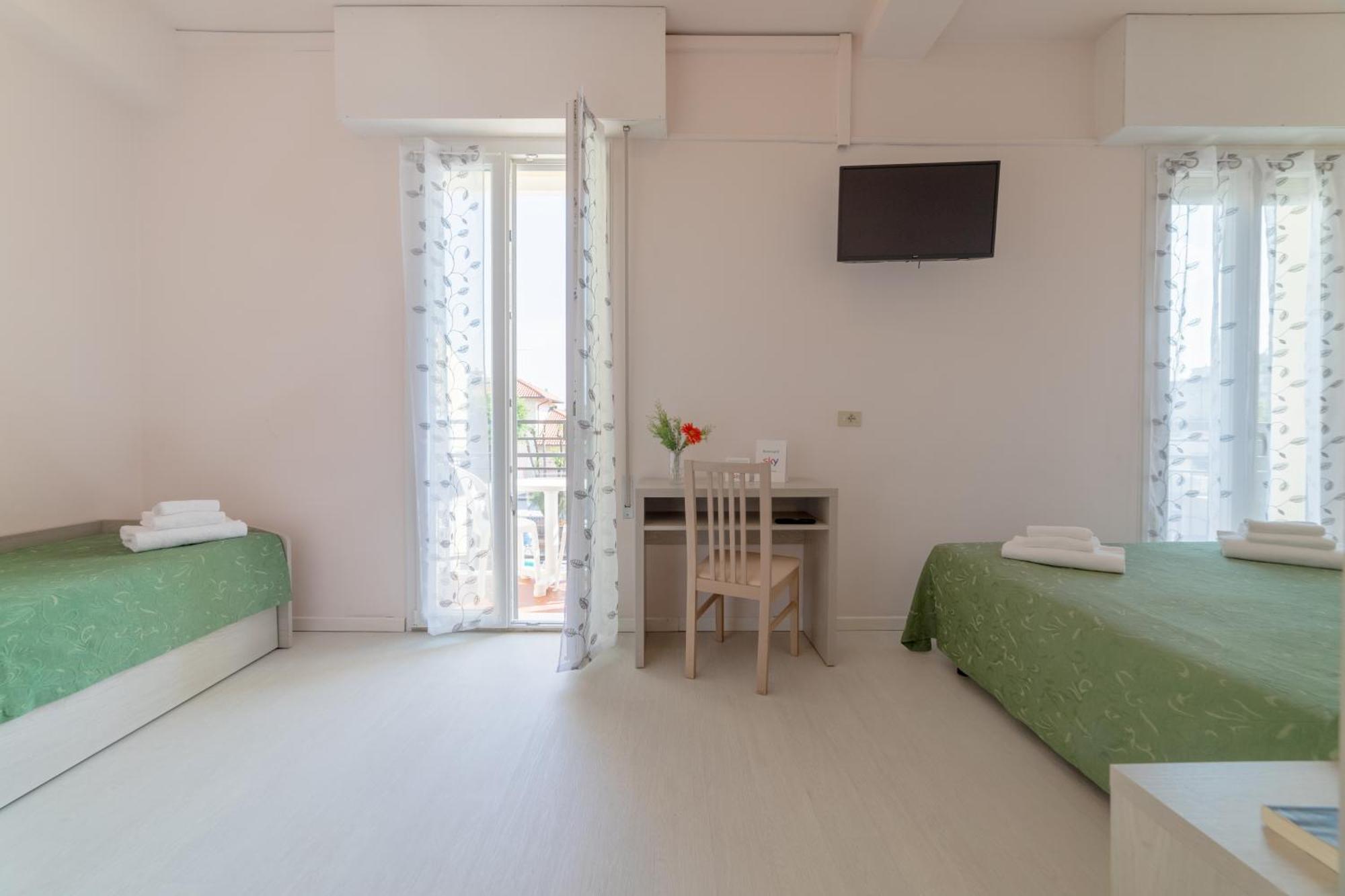 קאטוליקה Hotel Royal מראה חיצוני תמונה
