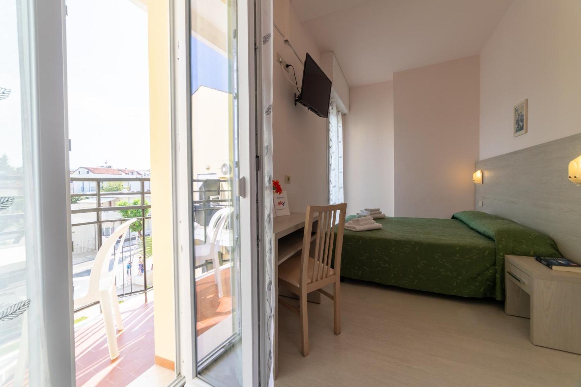 קאטוליקה Hotel Royal מראה חיצוני תמונה
