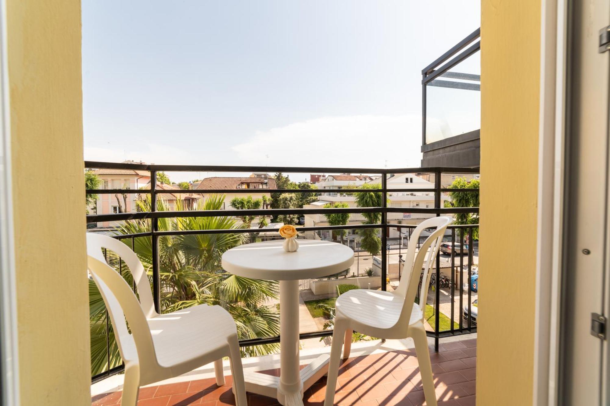 קאטוליקה Hotel Royal מראה חיצוני תמונה