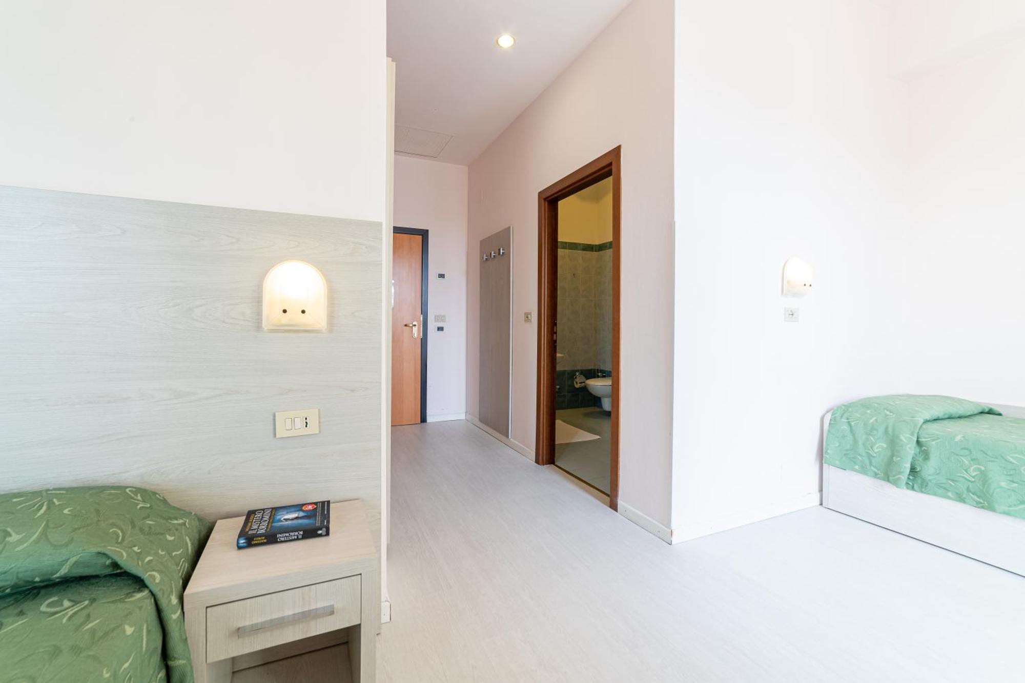 קאטוליקה Hotel Royal מראה חיצוני תמונה