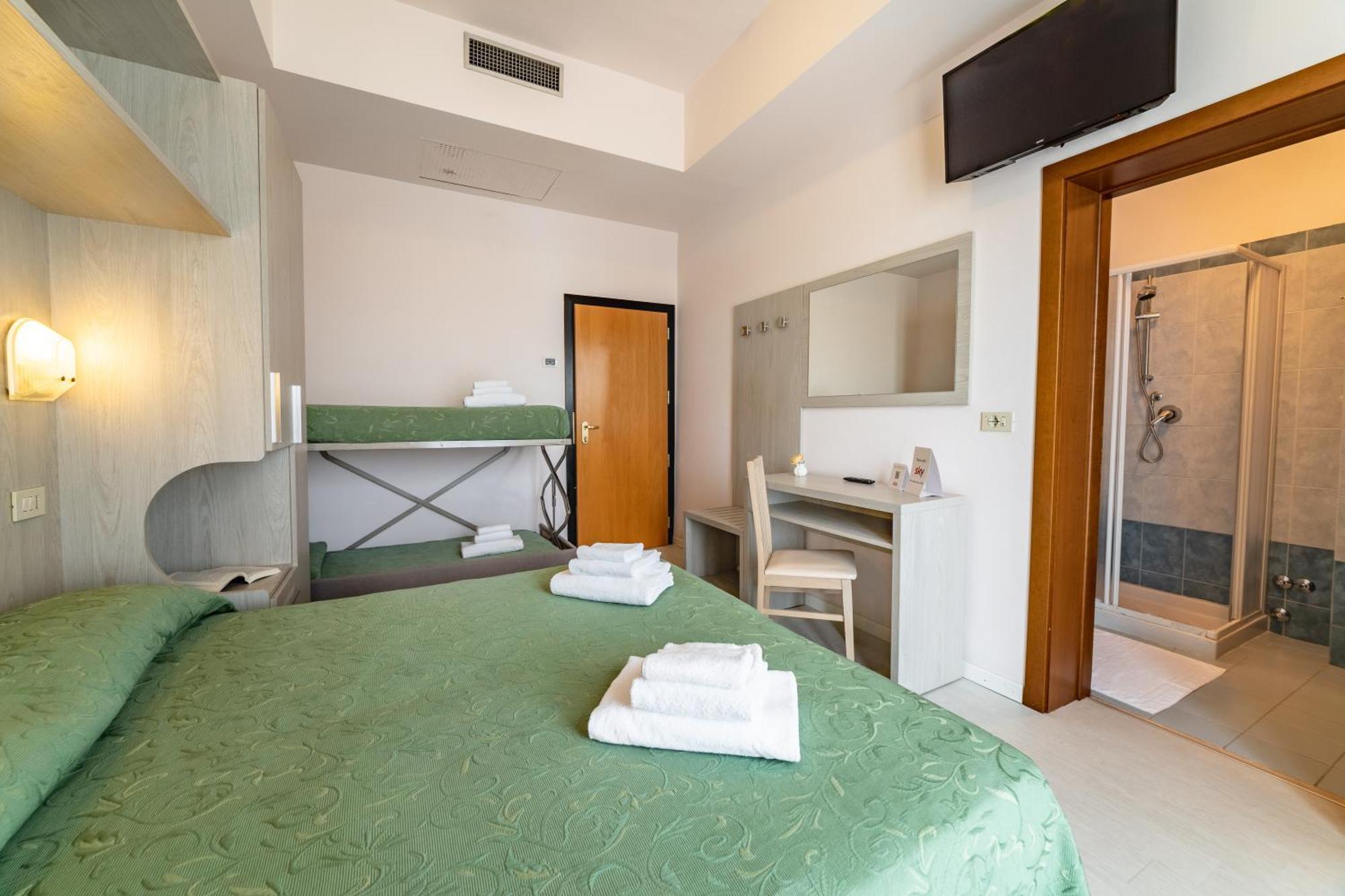 קאטוליקה Hotel Royal מראה חיצוני תמונה