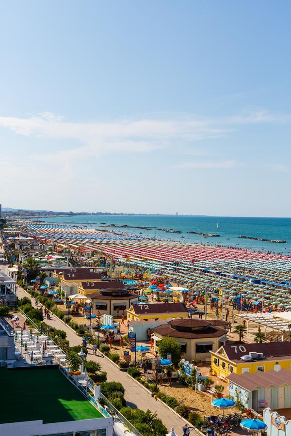 קאטוליקה Hotel Royal מראה חיצוני תמונה